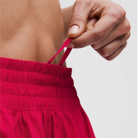 Lululemon Shake It Out High-Rise Running Short 2.5" Pink Dragonfruit - Picture 5 of 9